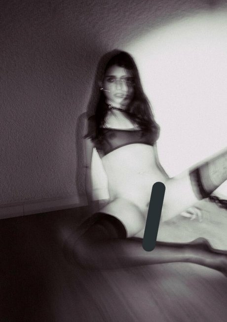 mardelvolcan model xxx galleries