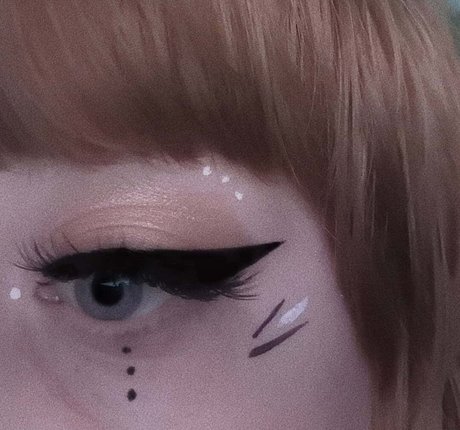 soft kttn erotic actress img