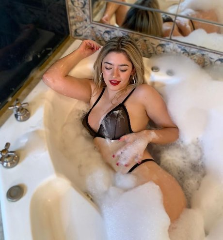 Mica Deboe star best photo