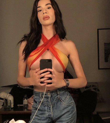 Vivienneonline nudes pornstar pics