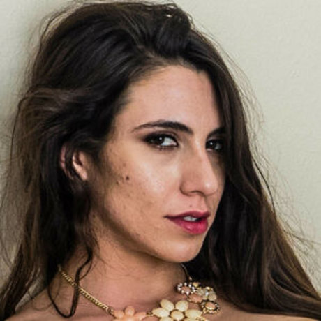 Sekaa Model star adult images