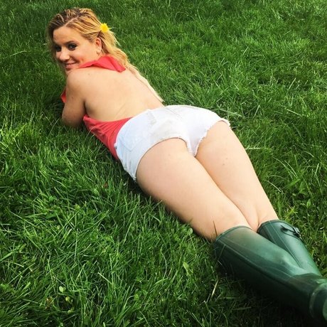 Charlotte Nastase pornstar naked pics