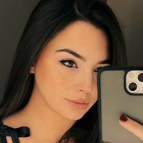 Looksbylyla naked model galleries