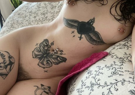 crucifairy xxx pornstar pictures