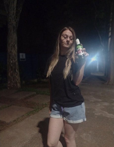 Fjaraspirit model nudes image