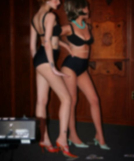 Malina Weissman beautiful actress image