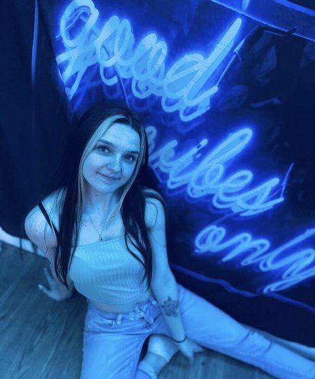 Jasmine Jade hot star gallery