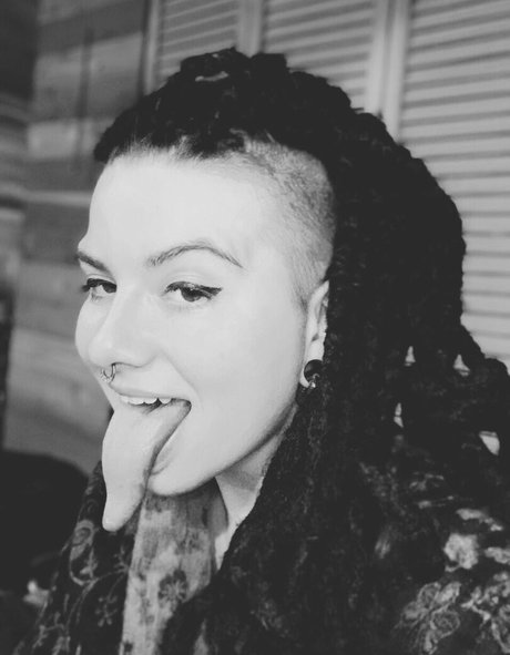 MoreCumberworldly star pornographic gallery