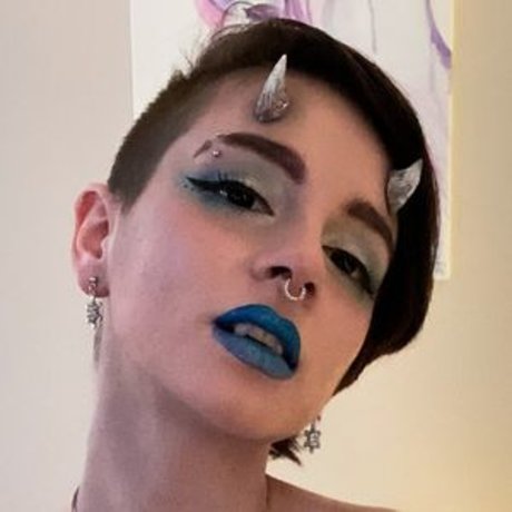 Birdiethedemon nudes actress photo