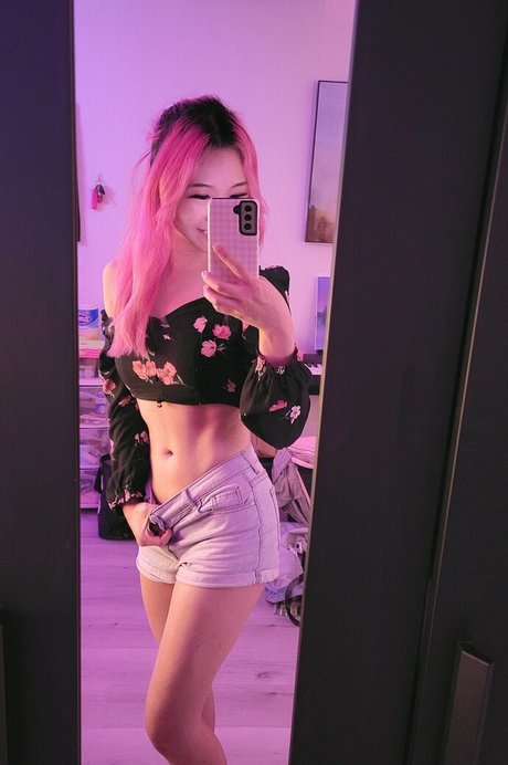 Starrymiu erotic model images