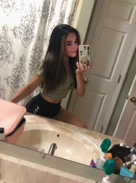 Melipastel model sex img