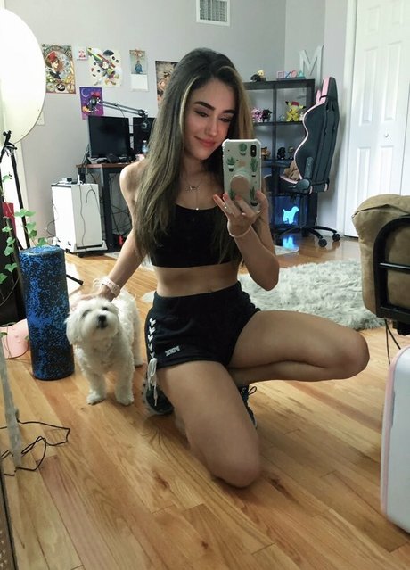 Melipastel pornstar exclusive picture