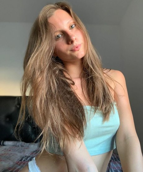 Tamifruit model erotic images