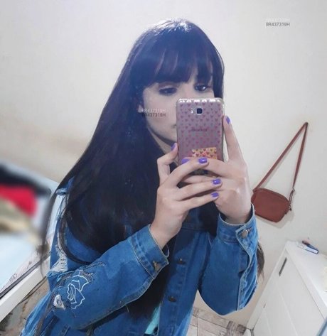 Isadora Amorim high quality star photo