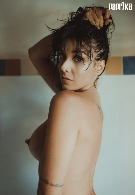 Emmanuelle Guimaraes model best pictures