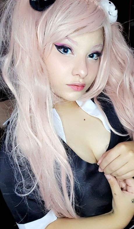 Saaricha xxx model picture