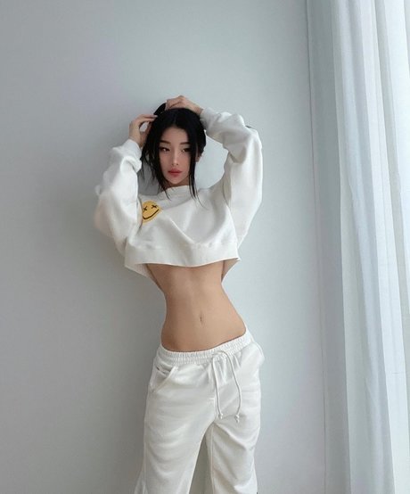 bbymari art actress img