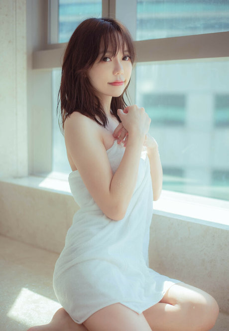 Angie0 0 nudes star photo