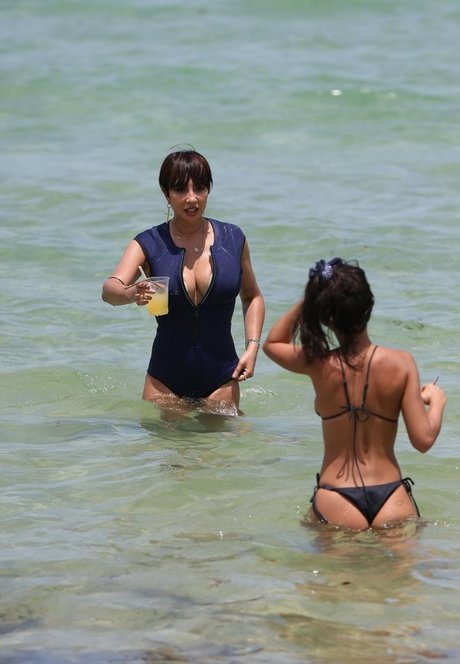 Jackie Cruz perfect actress pic