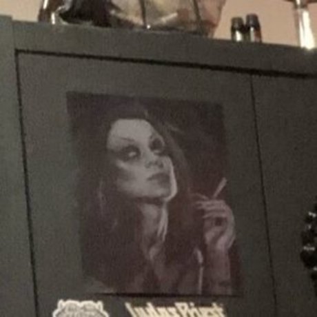 Signofthewolf star nice pic