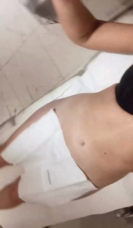 Helen Scott pornstar erotic img