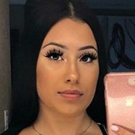 Victoriaines model adult gallery