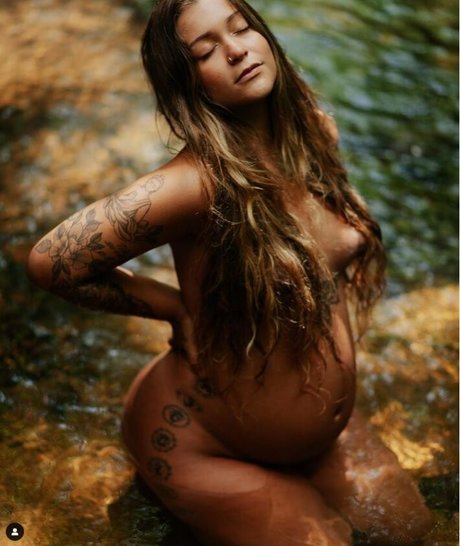 Melissa Breia model erotic img