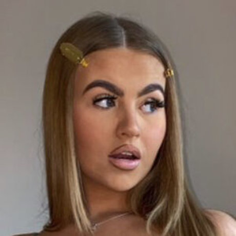 LeahcjM model erotic gallery