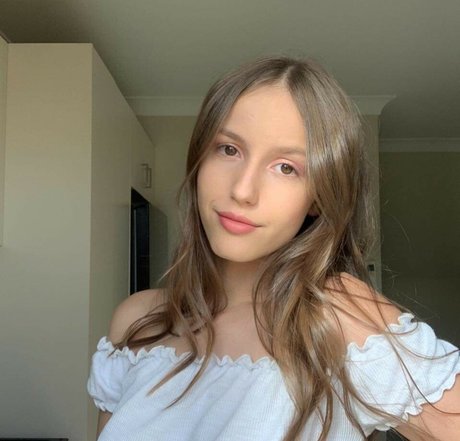 Steph Chapman pornstar exclusive img