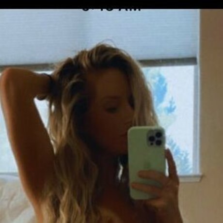 Caseygonnacostya star nudes pics