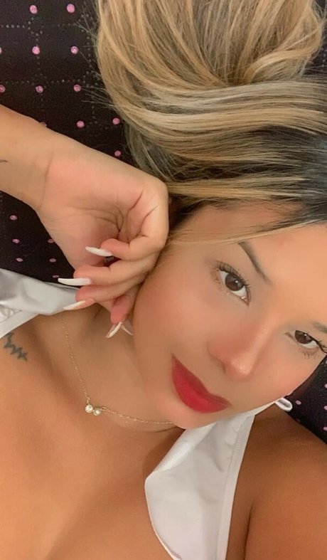 Hanna Sophia star perfect archive