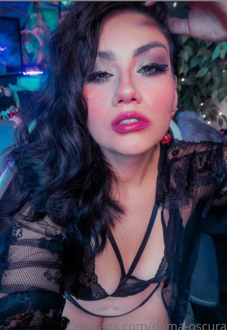 Dama Oscura pretty pornstar pics