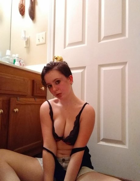 Lousyonie model hd image