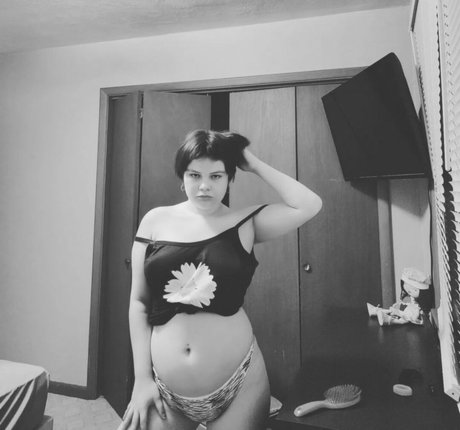 Croline Cpelri beautiful pornstar pic