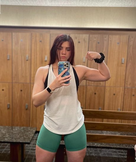 TaylorLiz adult model pictures