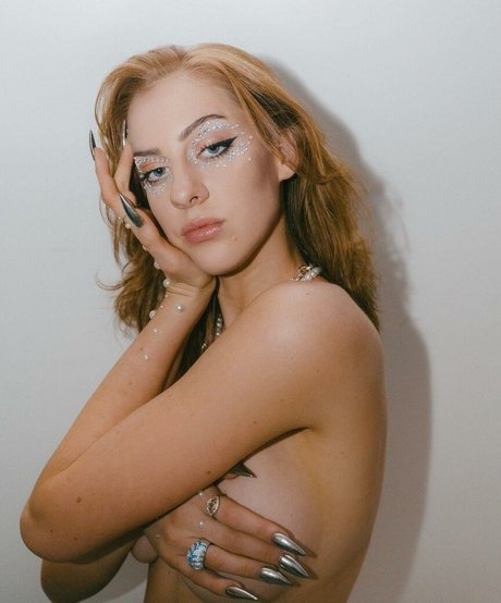 illumitatiana model exclusive gallery