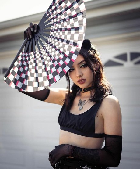 Valentina Acosta Giraldo star art archive