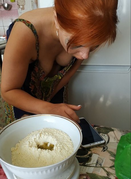 Gess best actress images