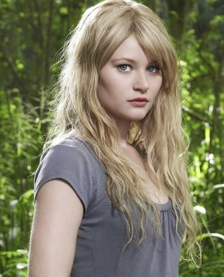 Emilie De Ravin adult model pic