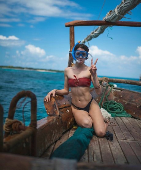 Azrael Renee star top image