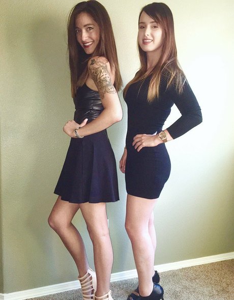 twomgovercsquared model art images