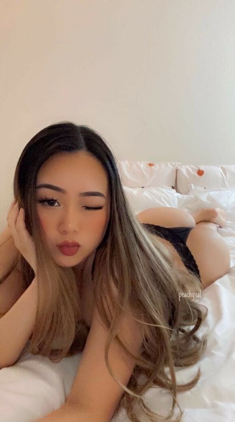 peachyval star sexy gallery