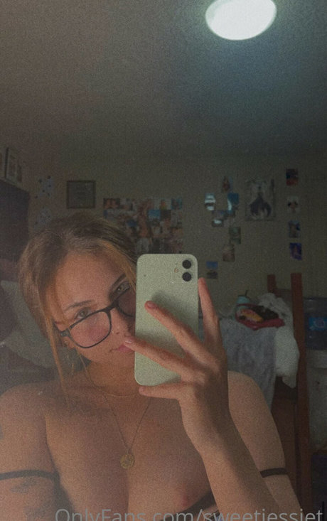 sweetjessiet star nudes picture