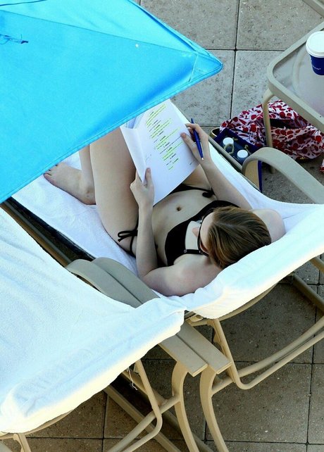 Coronation Street erotic pornstar photos