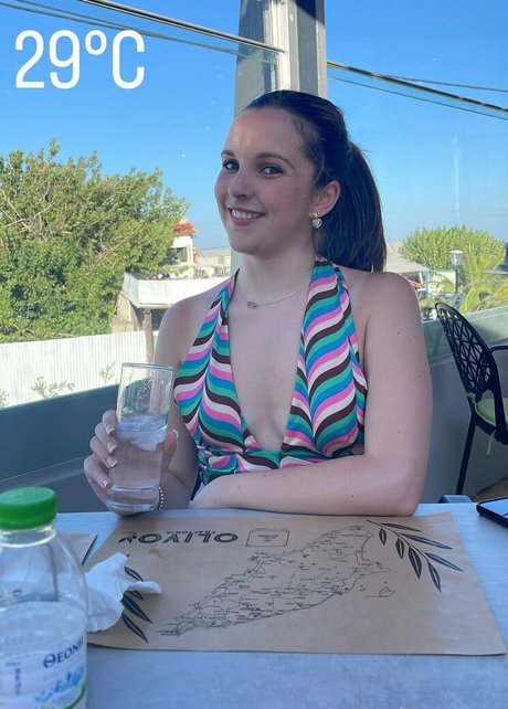 Coronation Street art star pics