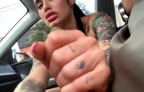 Lara Henao hd star pics