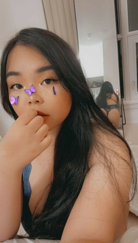 Patricia Ireliairl hot star img