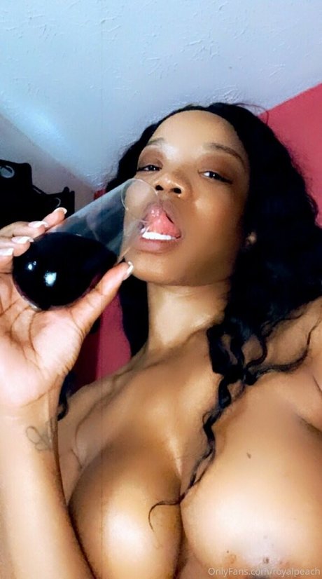 Sweetest Peach model top images