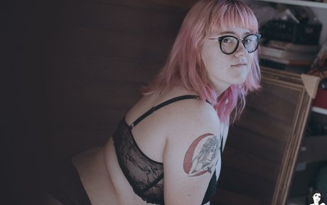 Allita sex model gallery