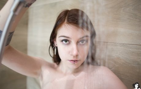 GateteFloyd erotic actress images